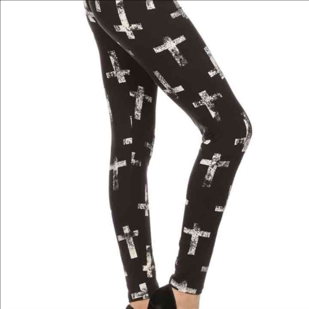 ✝️CROSS LEGGINGS✝️